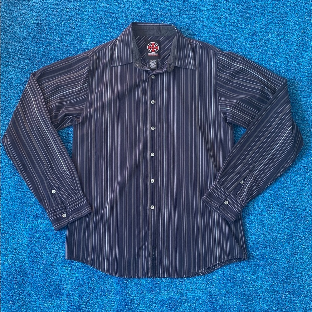 Vintage Independent trucks button down shirt